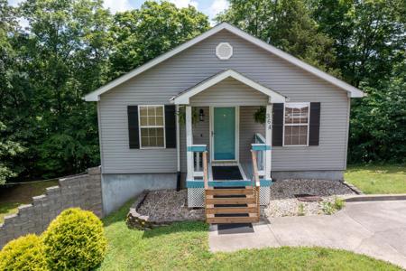 364 Twin Rivers Drive
