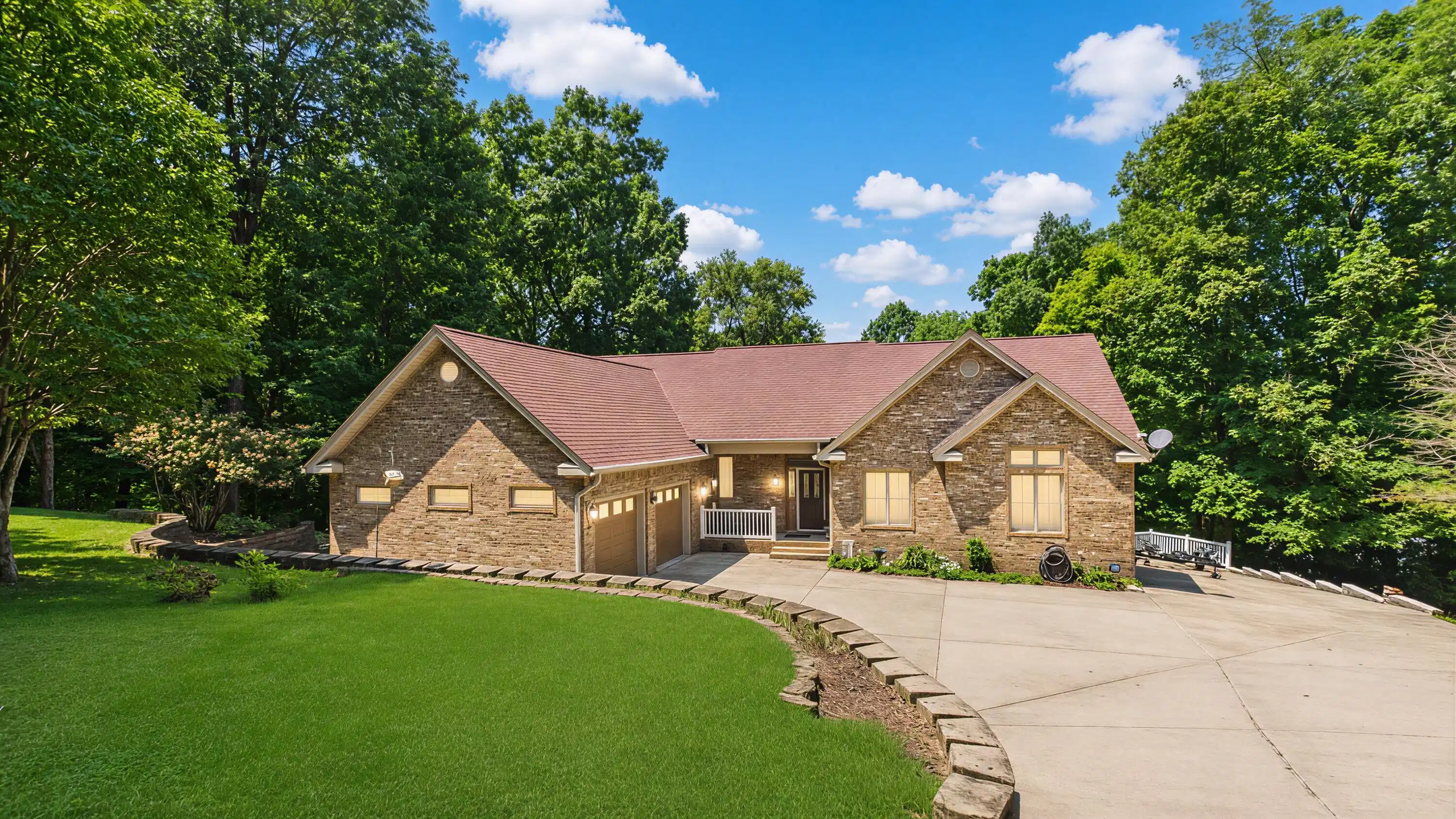 Image 1: 001_284 Crystal Creek Circle