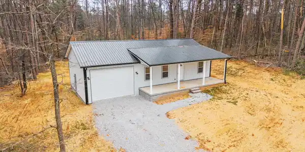 221 Pine Tree Circle Drive