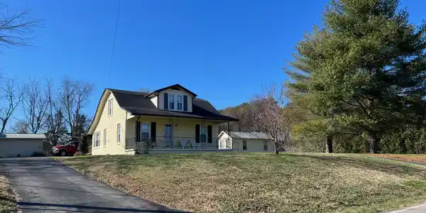 1055 South Hwy. 92