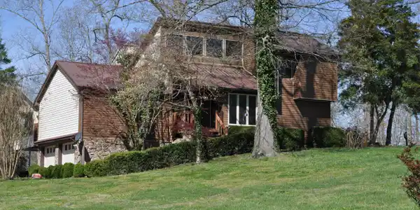 214 Enchanted Drive