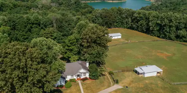4521 Hwy. 1611