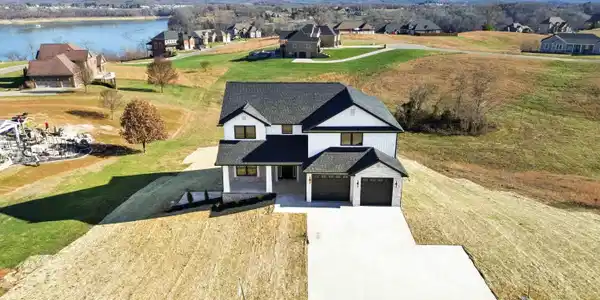 162 Tatum Pointe Drive