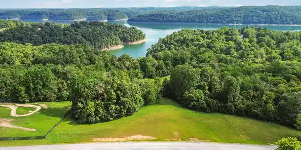 Lot Hickory Point Drive