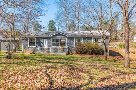 1126 Stonegate Drive