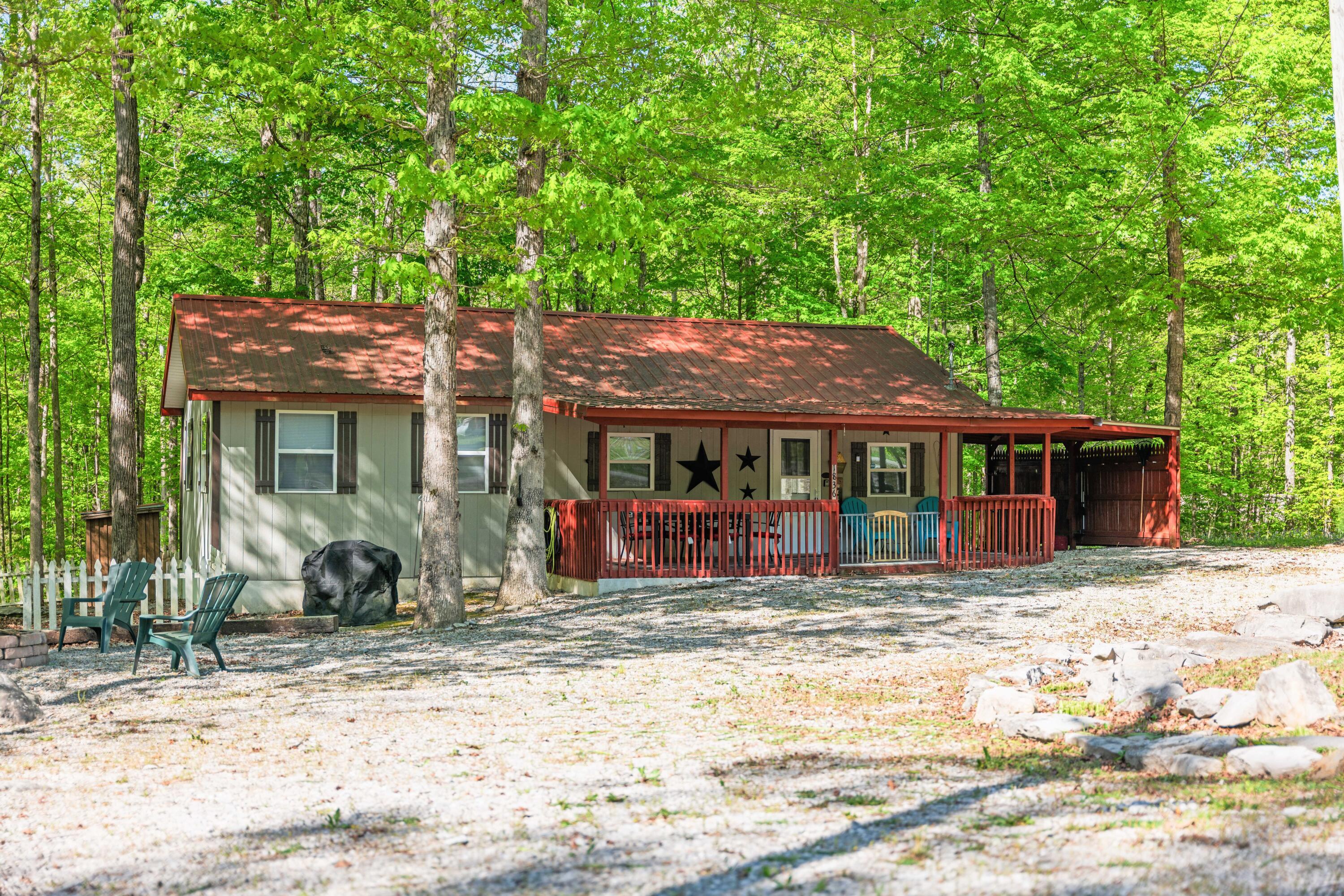 Image 2: Paradise Acres Photo-25