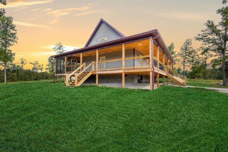 394 Pumpkin Creek Circle