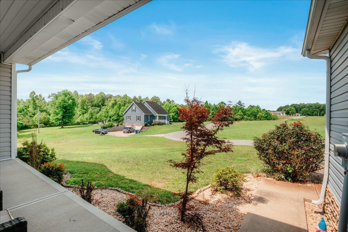 Image 4: 04-Front Porch View