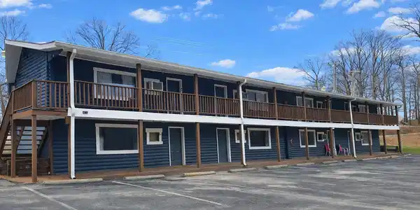 81 Lee's Ford Dock Road