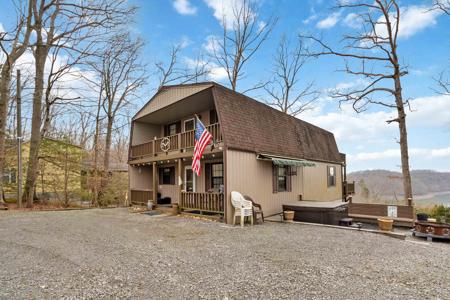 17 Old Jamestown Road