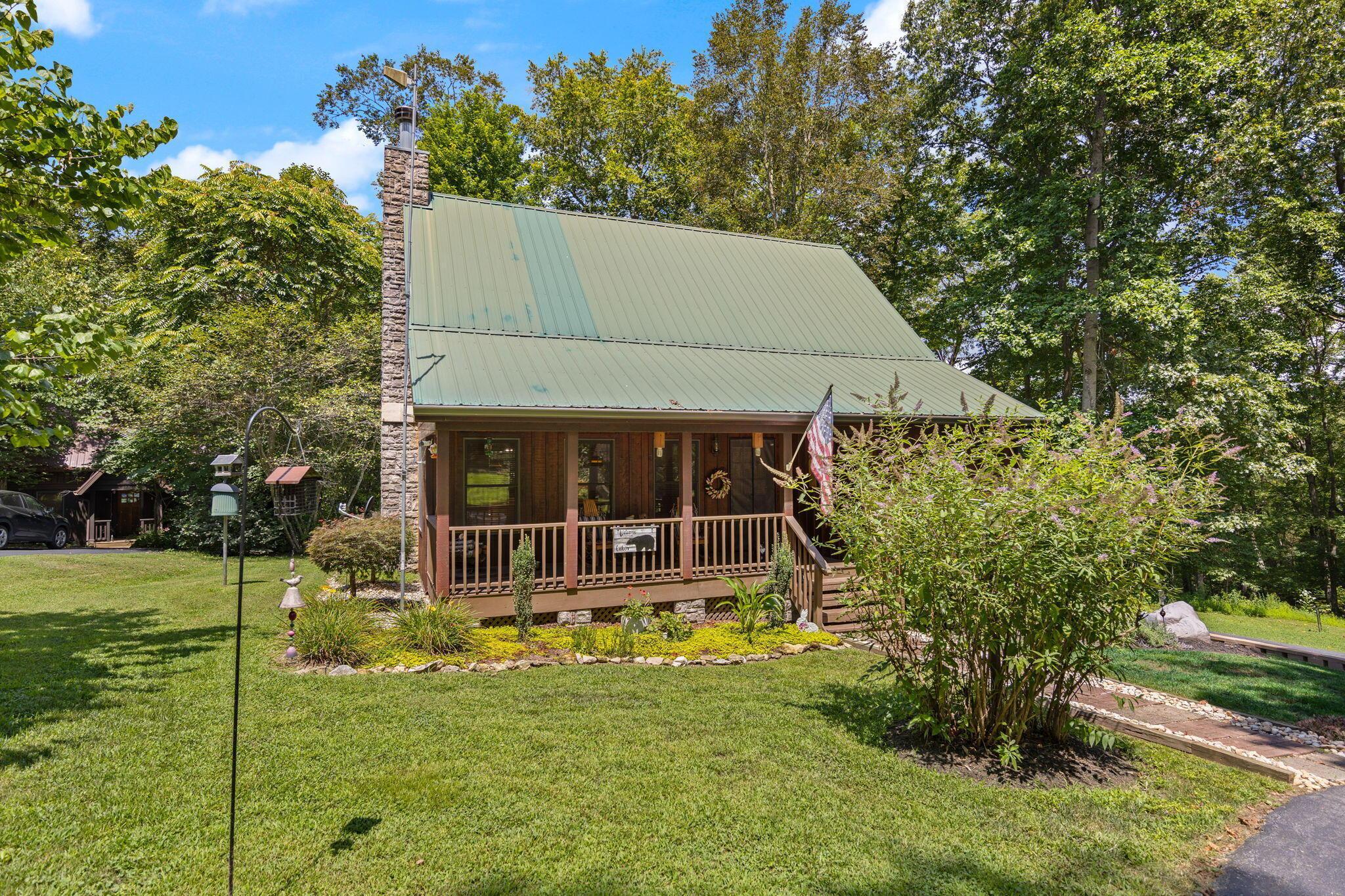 Image 3: 204 The Village Dr, Nancy, KY