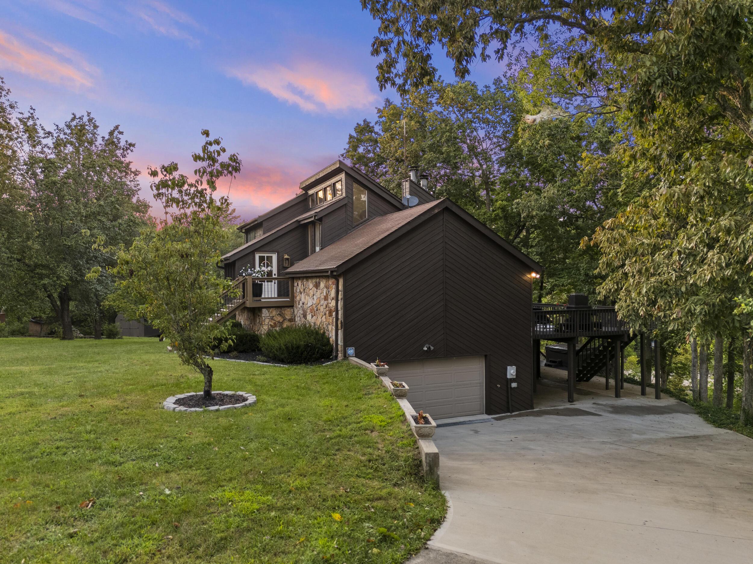 Image 3: Driveway