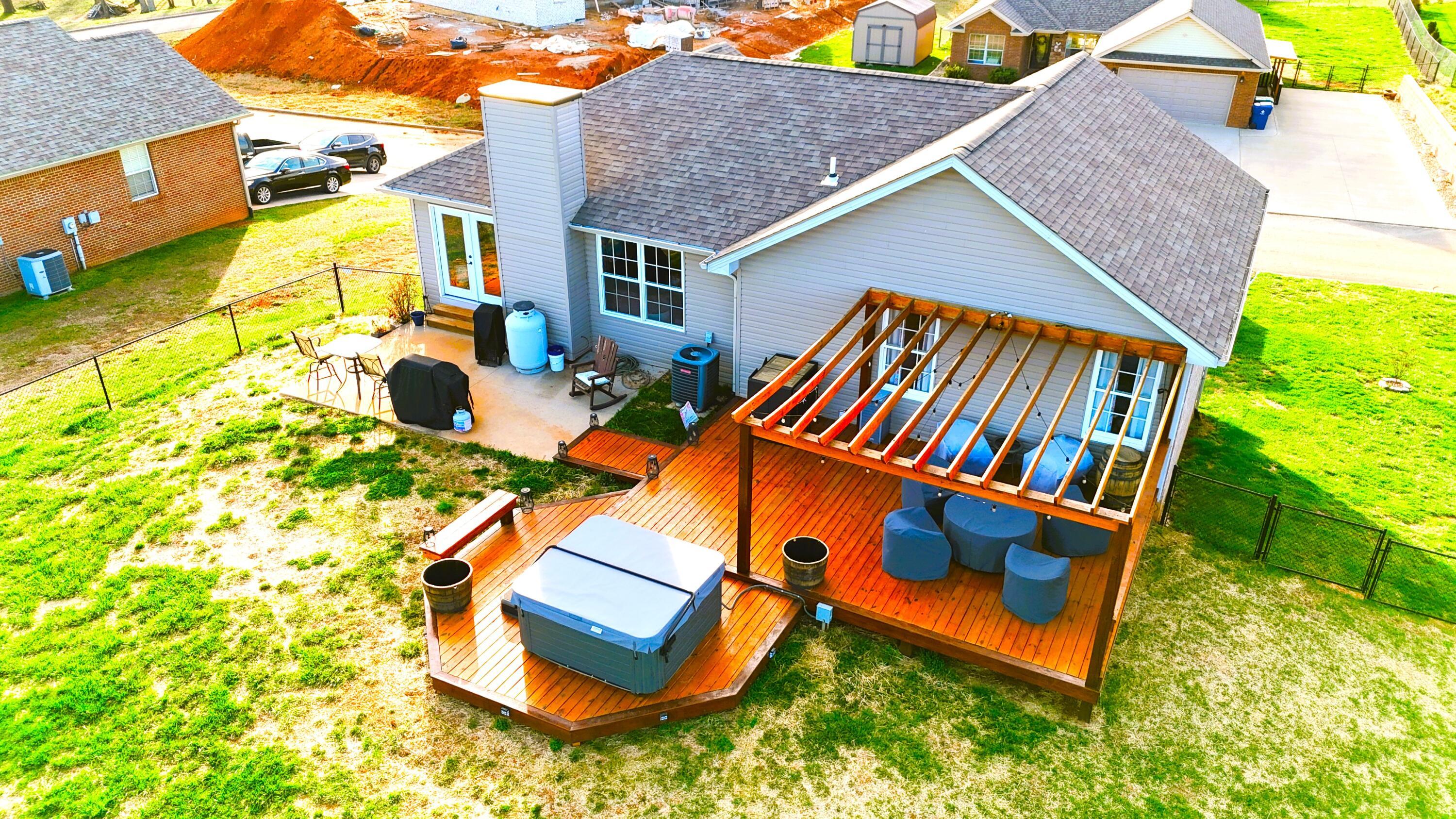 Image 2: Backyard3