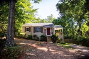 1303 W HUNTER Drive
