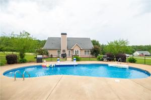 10 LEE ROAD 2131