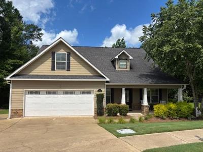 1201 LIVE OAK Circle