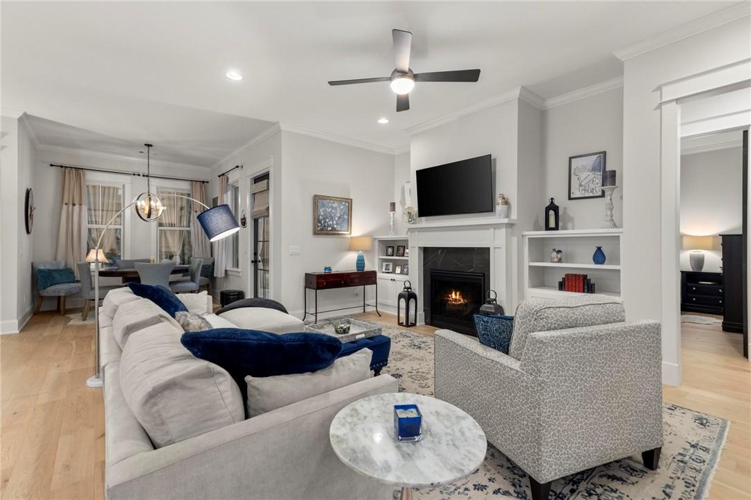 Image 3: 10' Ceilings W/ 8' Doors Throughout Home