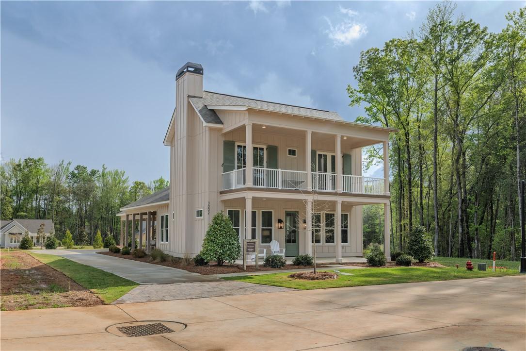Image 2: Side Elevation