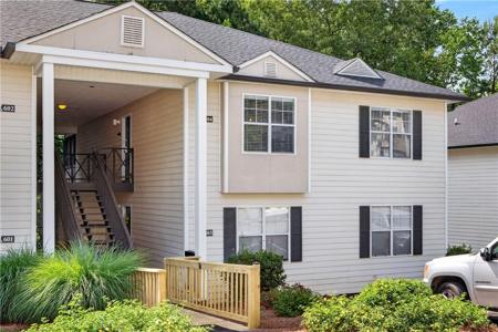 741 LAKEVIEW RIDGE Circle