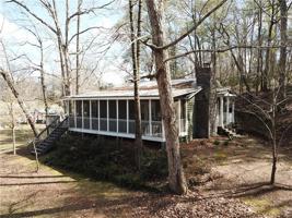 5097 LICK SKILLET Road