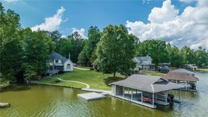 8876 LEE ROAD 379