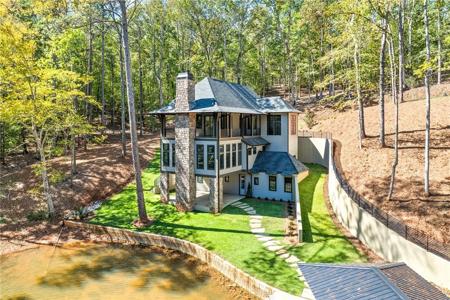 150 TEAKWOOD Drive