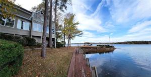 24 POPLAR Point