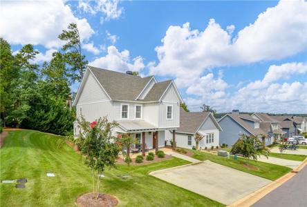 39 HIDEAWAY Drive