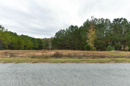 288 LEE ROAD 2128