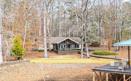 700 WHISPERWOOD Drive