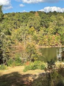 52 PINE TREE Circle
