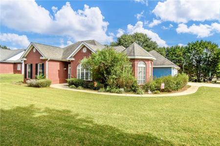 76 LEE ROAD 380