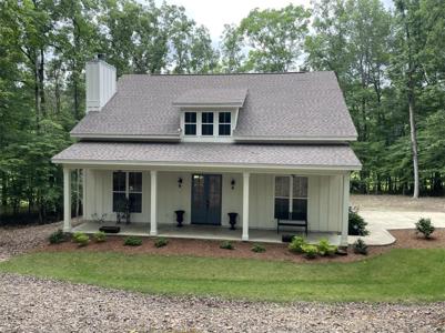 138 GREENVIEW Lane