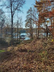 137 LEE ROAD 843