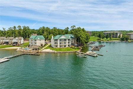 203 SUNSET POINT Drive