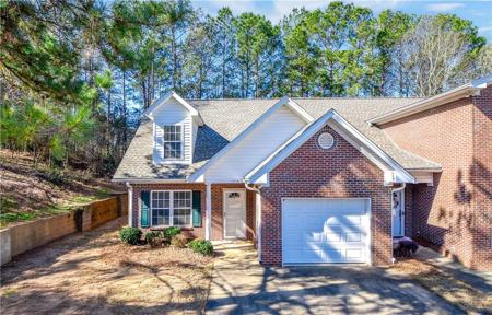 2428 E UNIVERSITY Drive