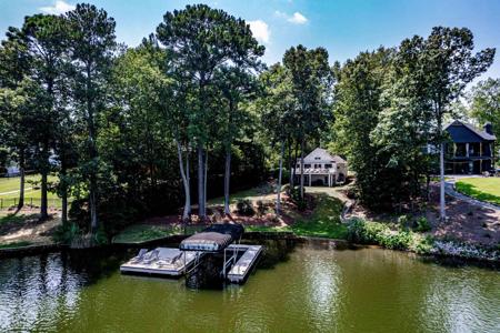 184 HICKORY POINT DRIVE Lot 25