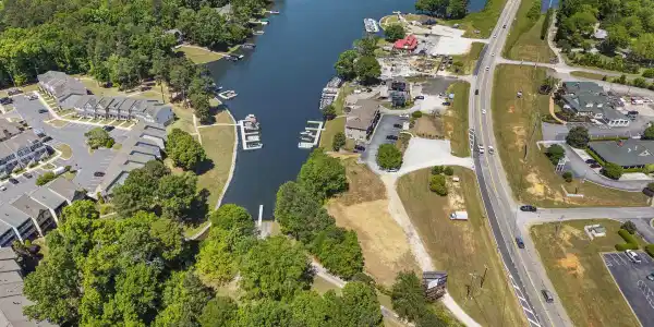 1127 LAKE OCONEE PARKWAY