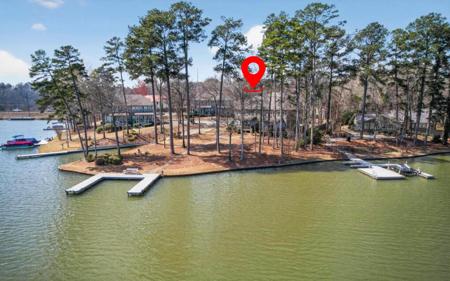 401 PORT LAZ LANE