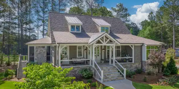1250 COTTAGE LANE EAST