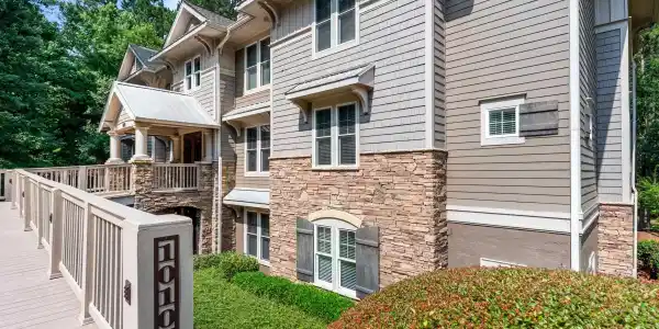 1010B PORTAGE TRAIL