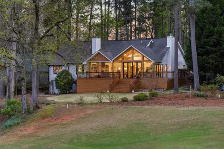 1040 SPYGLASS HILL