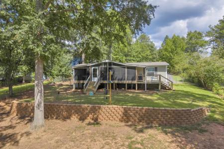 106 TURTLE COURT
