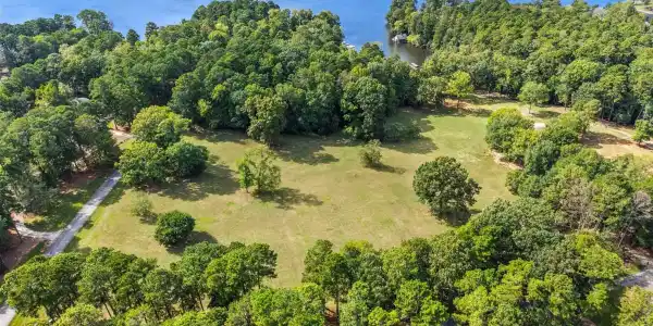 1901 PINE GROVE ROAD