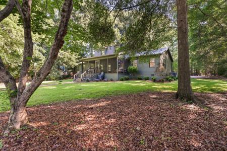 118 LAKE DRIVE