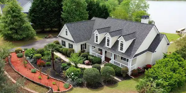 1031 SHORELINE DRIVE