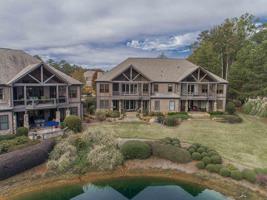 125 D ARBORS LANE