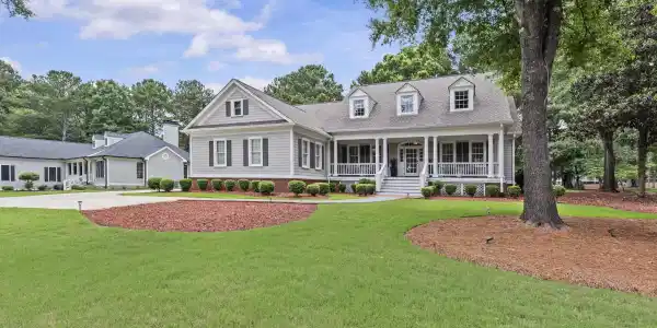 204 BROADLANDS DRIVE