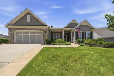 1040 PEBBLE CREEK RD