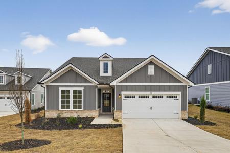 1541 LAKE DRIVE